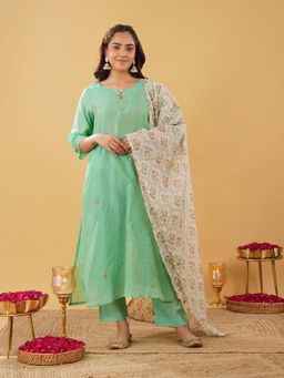 Zuri - Ghiya Green Embroidered Silk Blend Kurta with Pant and Dupatta