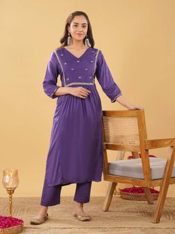 Zuri - Women Purple Boota Zari Kurta with Pant