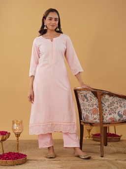 Zuri - Women Pink Scalping Zari Kurta with Pant