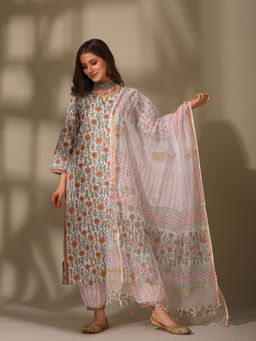 DIMPLE DESIGN STUDIO - White Leaf Suit (Set of 3)