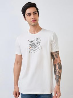 Spykar - Mens White Half Sleeves Slim Fit Solid T-shirt