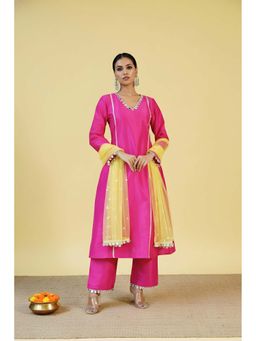 LABEL MAE - Pink Straight Kurta with Pant & Dupatta