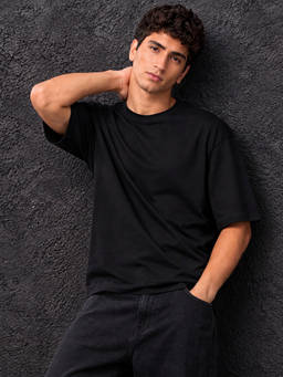 Bewakoof - Men's Black Oversized T-shirt