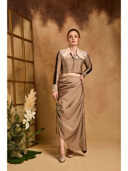 AN'ERA BY ASMITA VERMA - Beige Orchid Crop Shirt with Skirt