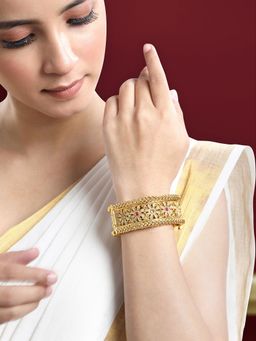 Peora - Gold Plated Single Piece Synthetic Stone Studded Openable Bangle for Women