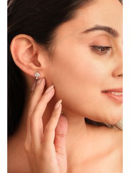 Soraya Luxe - 925 Silver Moissanite Raya stud Earrings