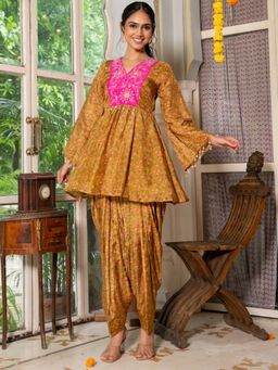 HOUSE OF JAMOTI - Zest Floral Green Anarkali Kurti with Salwar