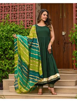 Indi Inside - Green Sleeveless Solid/Plain Rayon Anarkali Kurta with Pant and Dupatta