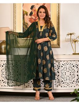 Indi Inside - Green Three Fourth Sleeves Printed Rayon Kurta with Pant and Dupatta