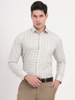 Greenfibre - Men Yellow Cotton Blend Checks Slim Fit Formal Shirt