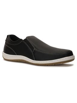 Bata - Solid Black Mocassins