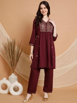 Nayam by lakshita - Women's Maroon Embroidered Kurta with Pant (Set of 2)