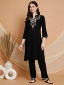 Black color option, Sold out, Currently selected