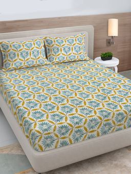FABINALIV - Multicolor Floral 300TC Cotton Blend Fitted Bedsheet With 2 Pillow Covers King