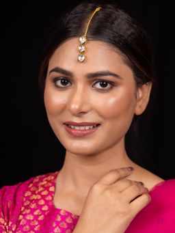 Niscka - White Traditional 24k Gold-Plated Kundan Maangtikka