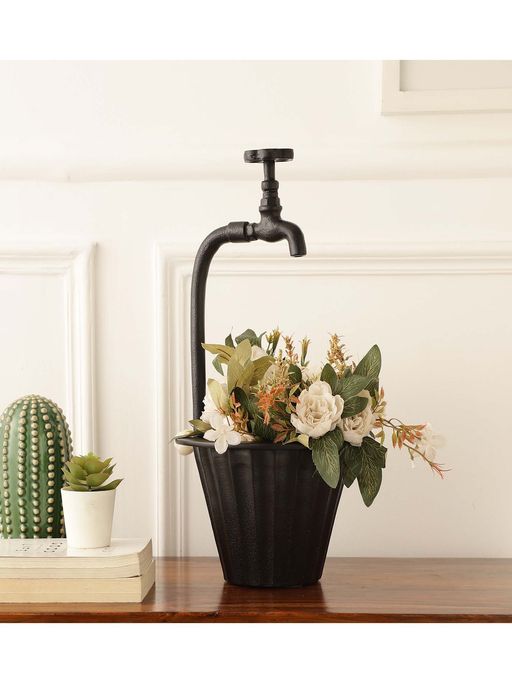 De Maison Decor The Nal Planter Black