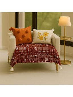 THROW PILLOW - Maroon Tribal With White Corner Tassels Sofa Cover