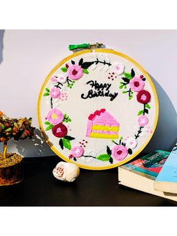 TheYUGO - White Slice Of Cake Hand Embroidered Birthday Wall Plate