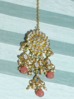 Karatcart - Traditional Gold Plated Peach Beads and Tassel Kundan Maang Tikka