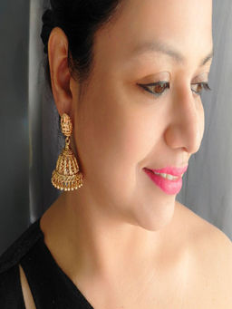 GRIIHAM - Gold Plated Temple Design Earring