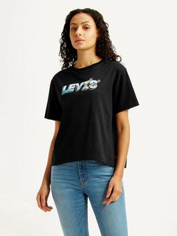Levi's - Black Typography Half Sleeves T-Shirt