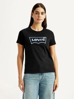 Levi's - Black Typography Half Sleeves T-Shirt