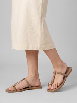CHINRAAG - Women Embellished Toe Ring Comfort Flats - Beige