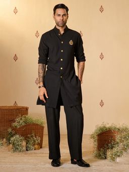 S&N by Shantnu Nikhil - Men Black Mandarin Neck Kurta