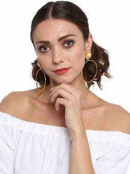 Estele - Gold Plated Dazzling Earrings with Pearl for Women