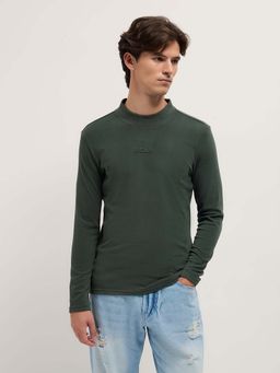 The Bear House - Mens Green Slim Fit Casual Solid T-Shirt