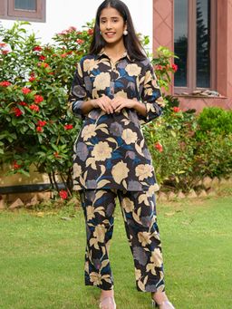 Pretty Pallu - Blossom Breeze Multi-Color Co-Ord (Set of 2)