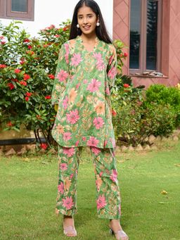 Pretty Pallu - Orchid Trail Green Co-Ord (Set of 2)