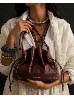 Fizzy Goblet - Burgundy Jholi Handbags