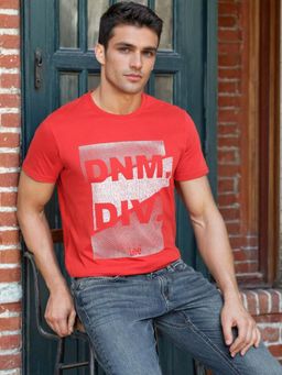 Lee - Mens Graphic Red T-Shirt (Slim)
