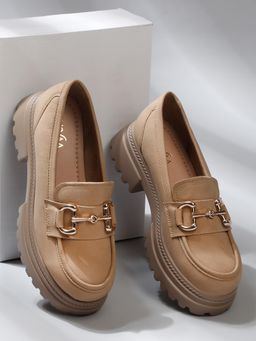 VALIOSAA - Beige Casual Block Loafers
