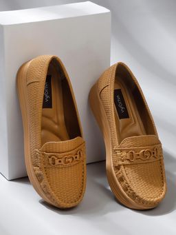 VALIOSAA - Tan Casual Slip On Loafers
