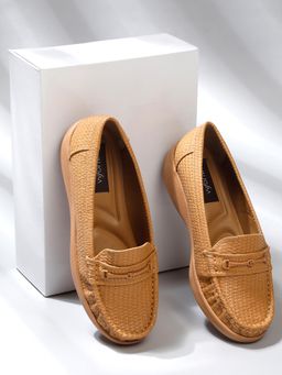 VALIOSAA - Tan Casual Slip On Loafers