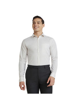 Park Avenue - Slim Fit Solid Medium Off White Fawn Shirt