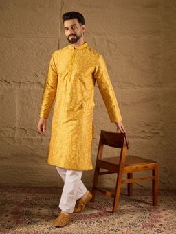 ETHNIC BAY - Men Yellow Pure Silk Geometric Printed Straight Kurta with Pant