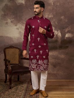 ETHNIC BAY - Men Maroon Silk Blend Embroidered Straight Kurta and Pant