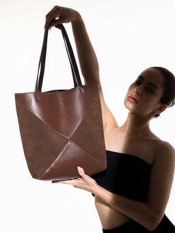 Haute Sauce - Women Veloure Tote Bag