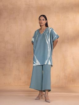 Kaveri - Quantum Theory Square Blue Top