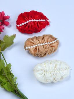 FUNKRAFTS - Girls Pearl Embellished Velvet Hairclips Pack Of 3 - Multicolor (3-12 Years)