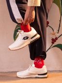 Off White color option