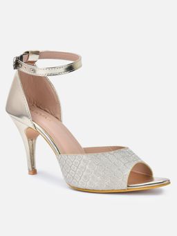 VALIOSAA - Gold Textured Heels