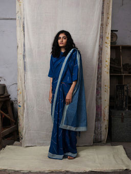 Banana Labs - Sprinkle Blue Saree without Blouse