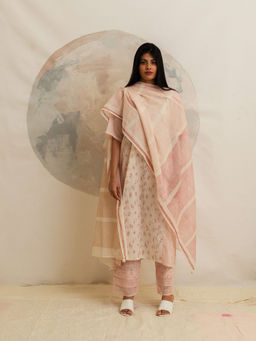 Banana Labs - Clove Printed Kurta with Pant and Dupatta (Set of 3)