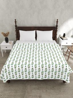 JAIPUR FABRIC - 240 Tc Pure Cotton Floral Printed Green Dohar (Double)