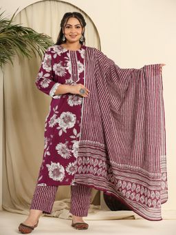 Yufta - Wine Floral Printed Plus Size Kurta with Pant and Dupatta (Set of 3)