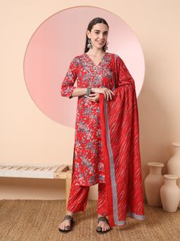 Yufta - Red Floral Printed Embroidered Kurta with Pant and Dupatta (Set of 3)